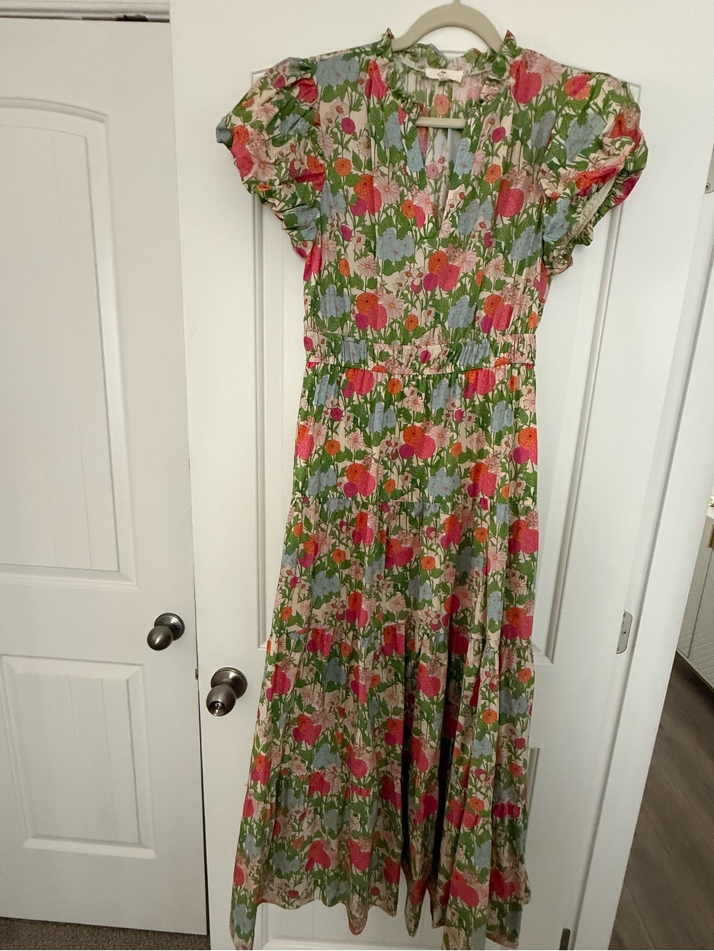 Woman Entro dress